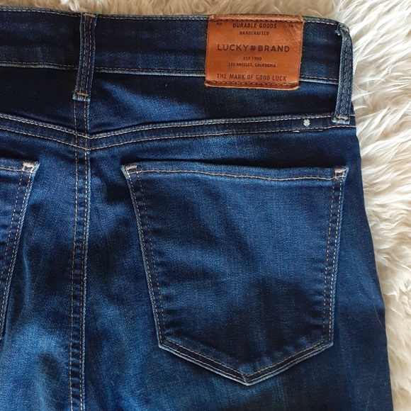 Lucky Brand Jeans {Ava Skinny-ankle. Size 2/26} - Picture 6 of 6